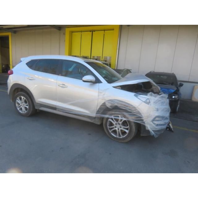 Hyundai 2.0 CRDi Plena 4WD Tucson [SC]