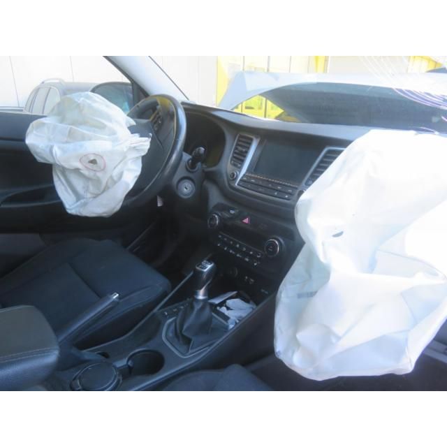 Hyundai 2.0 CRDi Plena 4WD Tucson [SC]