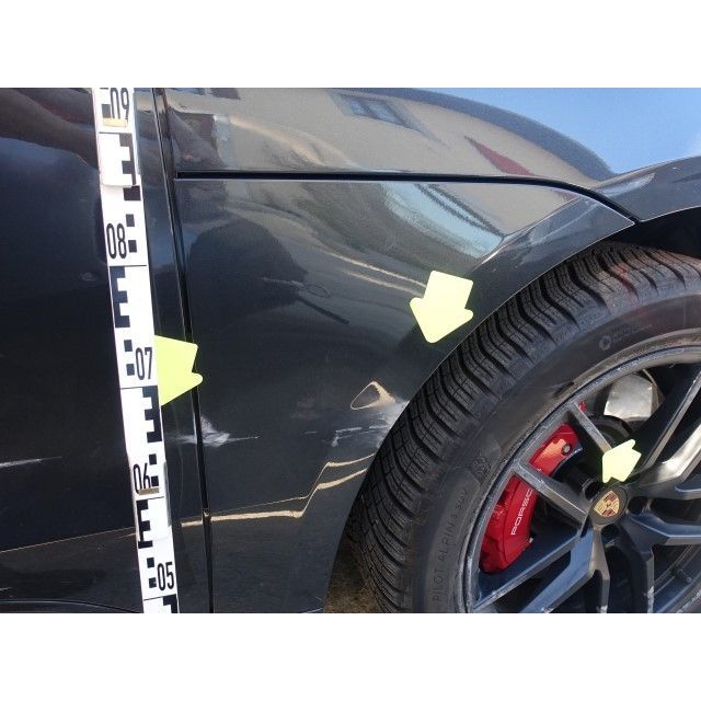 Porsche SUV MACAN GTS [SC]