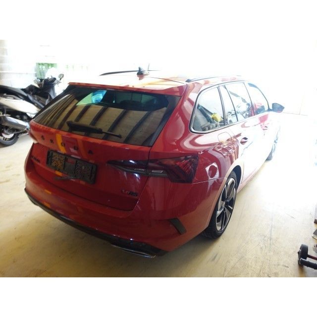 Skoda Break OCTAVIA COMBI 2.0 TSI DSG [SC]
