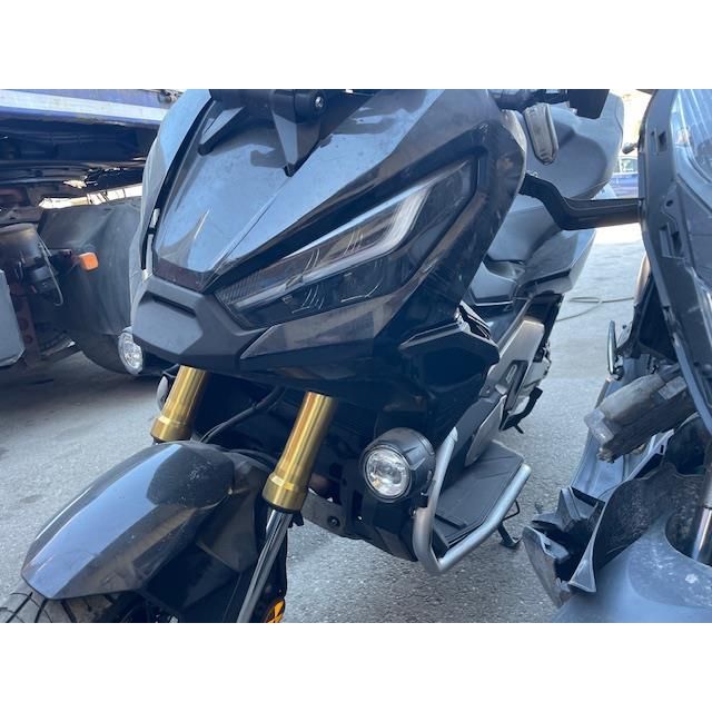 Honda 750 HONDA XADV 750 [SC]