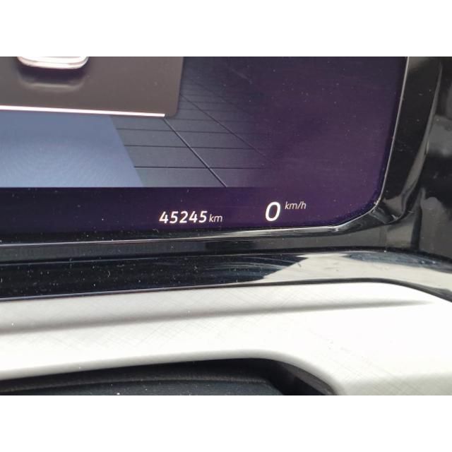 VW 1.0 TSI DSG Golf VIII [SC]