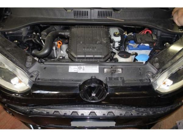 VW  UP [SC]