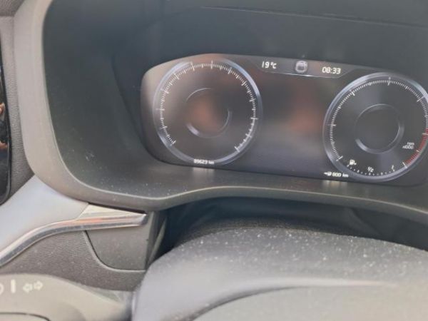 Volvo 2.0 B4 MH Momentum AWD XC60 [SC]