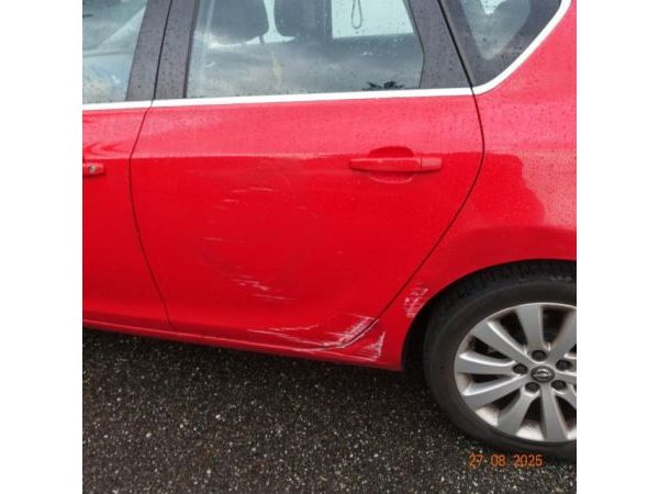 Opel 1.6 T eTEC Cosmo Astra [SC]