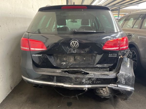 VW 2.0 TDI 140 BlueMT Comfortline Passat Variant [SC]