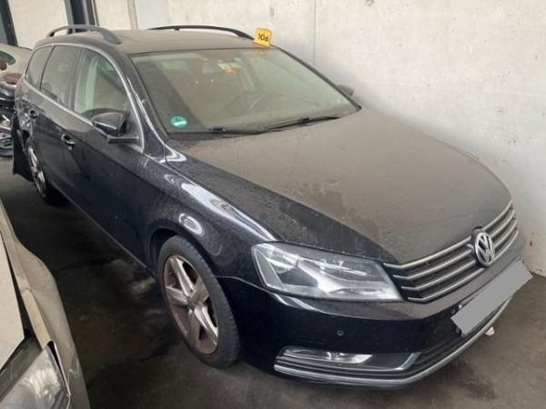 VW 2.0 TDI 140 BlueMT Comfortline Passat Variant [SC]