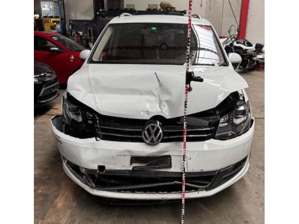 VW 2.0 TDI BlueMTA Highl. DSG Sharan [SC]