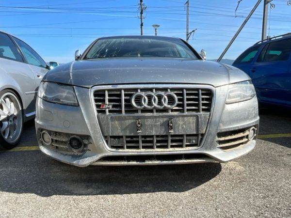 Audi 3.0 V6 TFSI quattro STronic S4 Avant [SC]