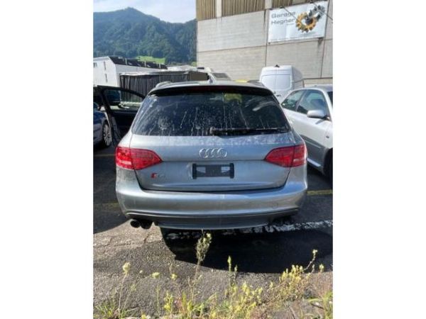 Audi 3.0 V6 TFSI quattro STronic S4 Avant [SC]