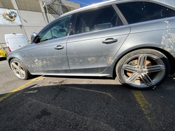 Audi 3.0 V6 TFSI quattro STronic S4 Avant [SC]