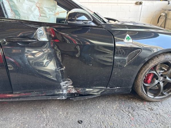 Alfa Romeo 2.9 V6 Biturbo Quadrifoglio Giulia [SC]