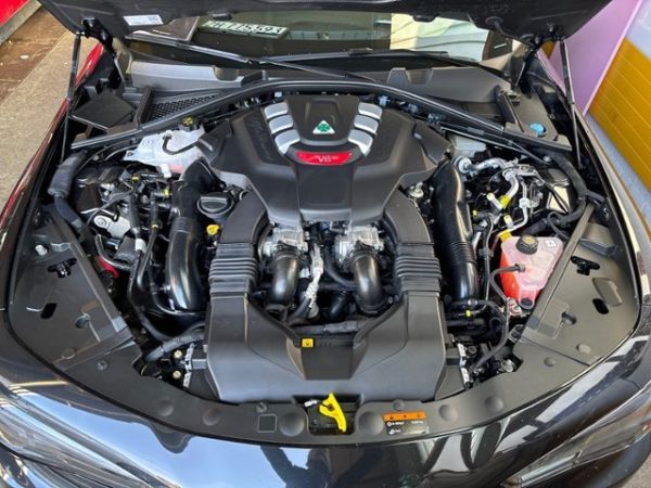 Alfa Romeo 2.9 V6 Biturbo Quadrifoglio Giulia [SC]