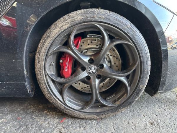 Alfa Romeo 2.9 V6 Biturbo Quadrifoglio Giulia [SC]