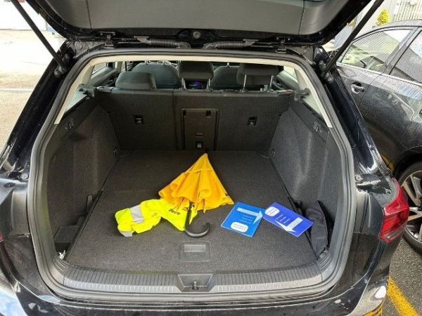 VW 2.0 TDI Style DSG Golf VIII Variant [SC]
