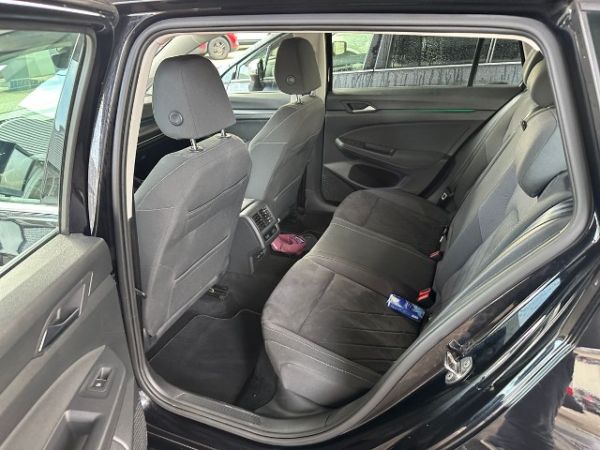 VW 2.0 TDI Style DSG Golf VIII Variant [SC]