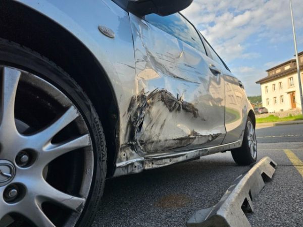 Mazda 1.5 MZR Sport 2 [SC]