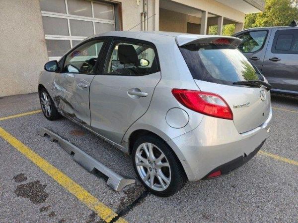 Mazda 1.5 MZR Sport 2 [SC]