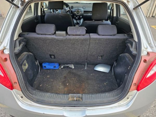 Mazda 1.5 MZR Sport 2 [SC]