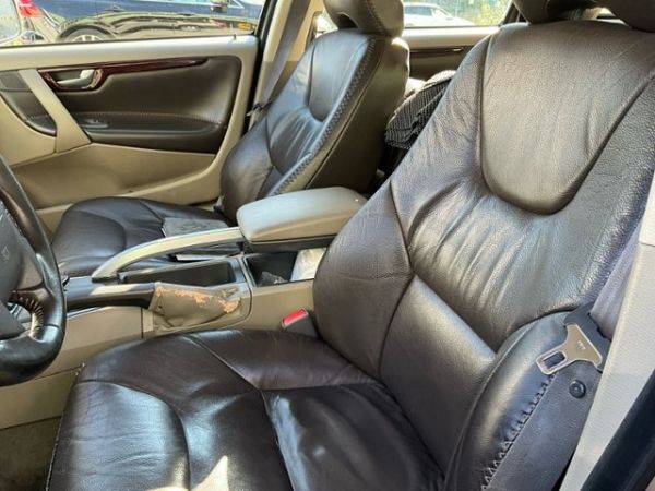Volvo 2.4 T AWD XC70 Kombi [SC]