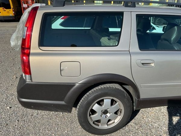 Volvo 2.4 T AWD XC70 Kombi [SC]