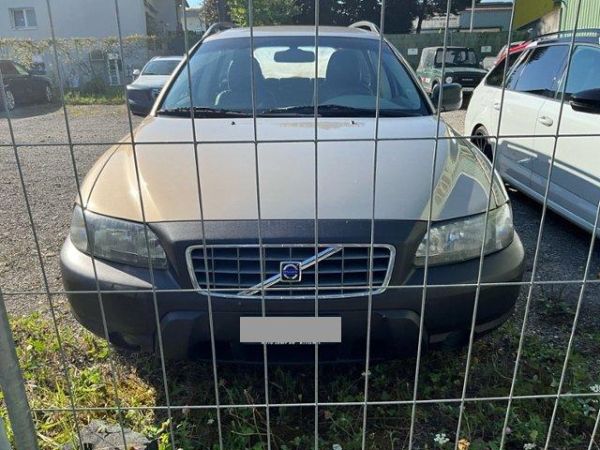 Volvo 2.4 T AWD XC70 Kombi [SC]