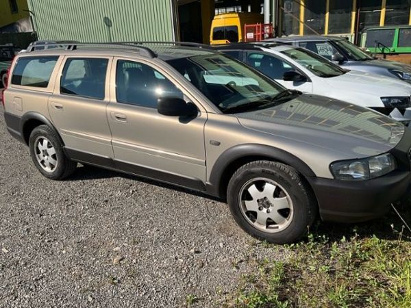 Volvo 2.4 T AWD XC70 Kombi [SC]