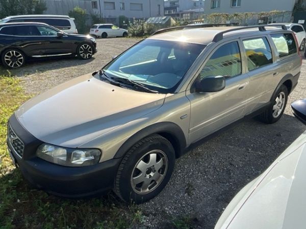 Volvo 2.4 T AWD XC70 Kombi [SC]