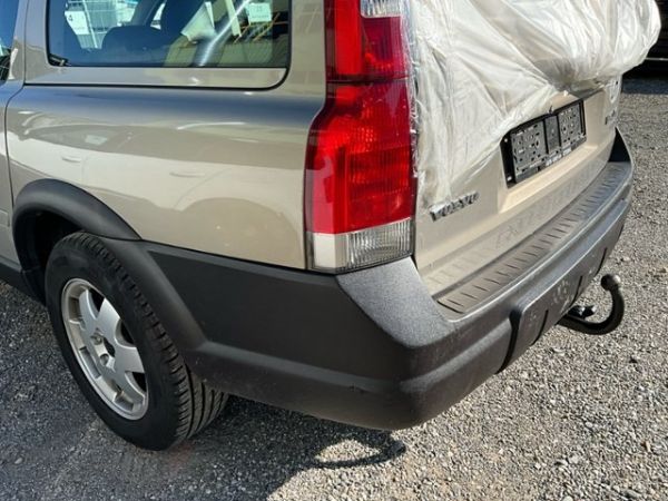 Volvo 2.4 T AWD XC70 Kombi [SC]