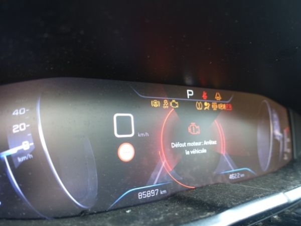 Peugeot SUV 5008 1.2 PURE TECH ALLURE [SC]