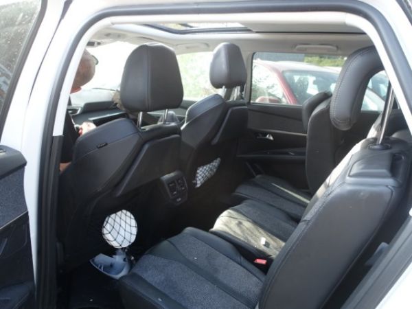 Peugeot SUV 5008 1.2 PURE TECH ALLURE [SC]