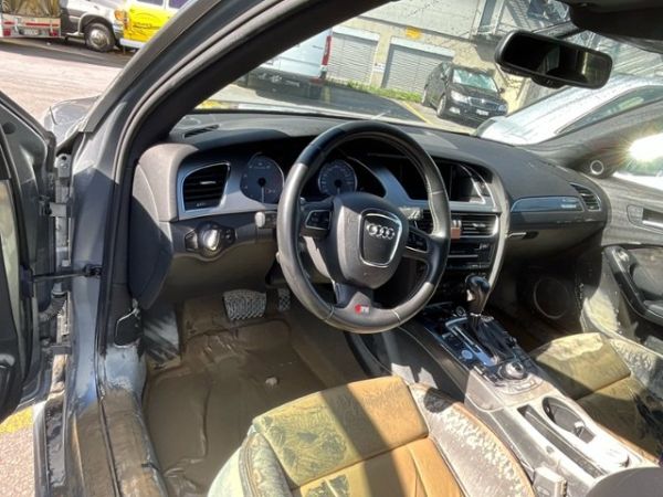 Audi 3.0 V6 TFSI quattro STronic S4 Avant [SC]