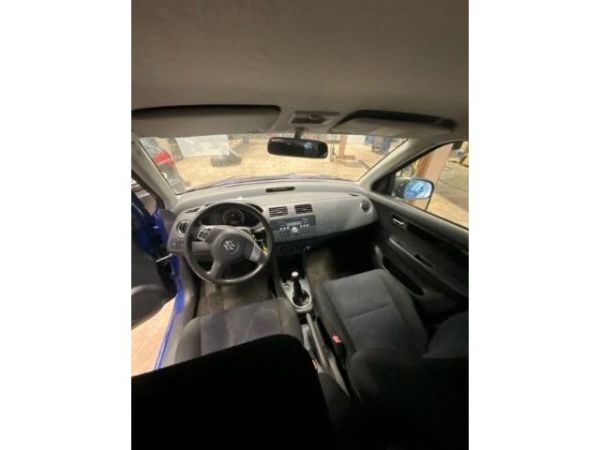 Suzuki 1.3 GL 4WD Swift 1.3 4WD [SC]