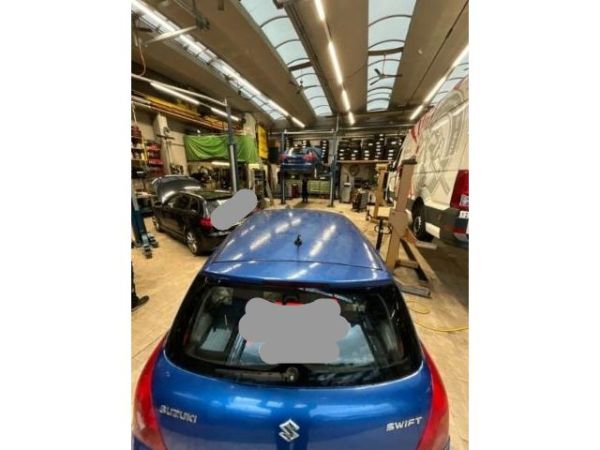 Suzuki 1.3 GL 4WD Swift 1.3 4WD [SC]