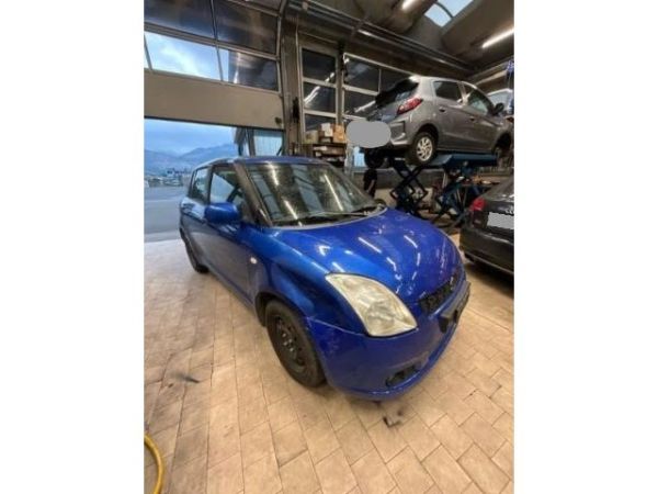 Suzuki 1.3 GL 4WD Swift 1.3 4WD [SC]