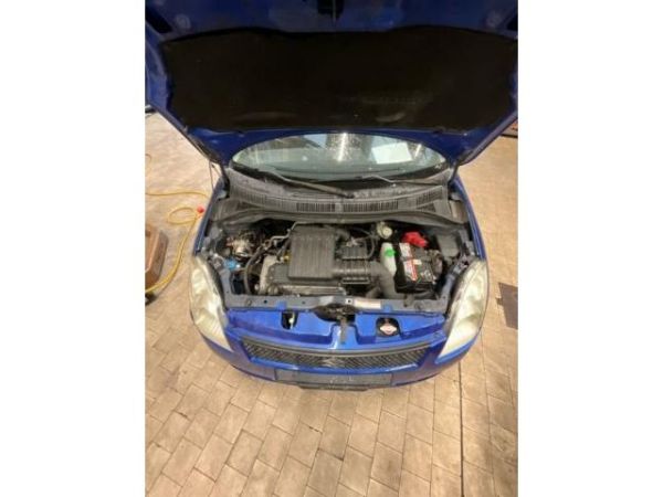 Suzuki 1.3 GL 4WD Swift 1.3 4WD [SC]