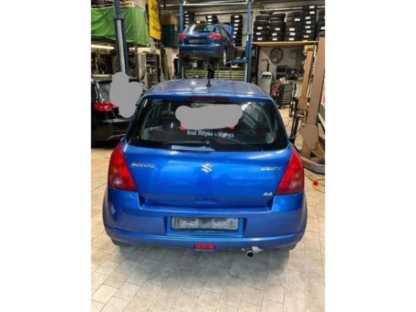 Suzuki 1.3 GL 4WD Swift 1.3 4WD [SC]