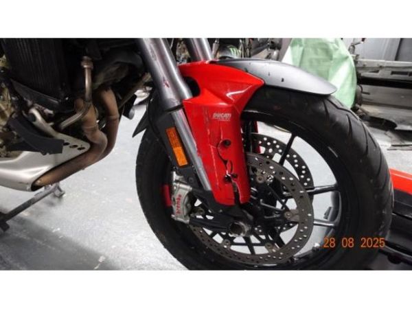 Ducati 001 Essent 088 Multistrada V4 S [SC]