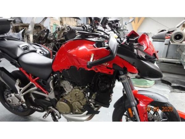 Ducati 001 Essent 088 Multistrada V4 S [SC]