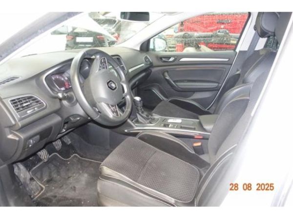Renault 1.3 TCe 140 Zen Mégane [SC]