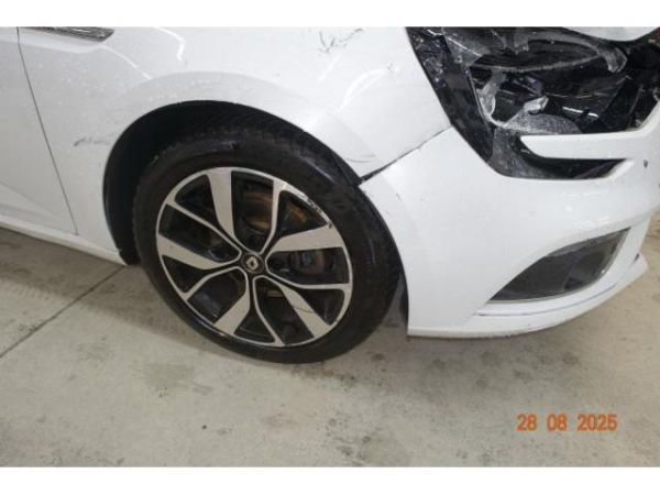 Renault 1.3 TCe 140 Zen Mégane [SC]