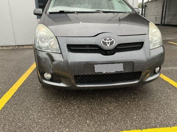 Toyota 2.2 D4D Sol Premium SwEd Corolla Verso [SC]