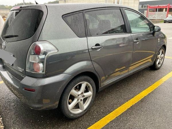 Toyota 2.2 D4D Sol Premium SwEd Corolla Verso [SC]