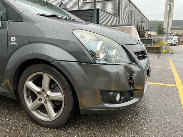 Toyota 2.2 D4D Sol Premium SwEd Corolla Verso [SC]