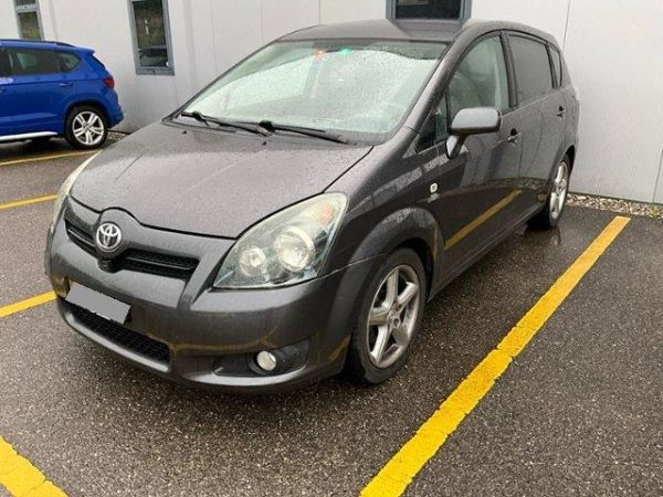 Toyota 2.2 D4D Sol Premium SwEd Corolla Verso [SC]