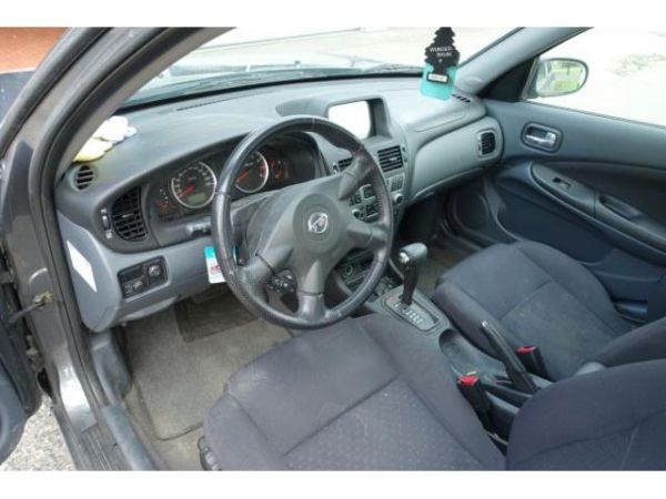 Nissan 1.8 acenta Almera [SC]