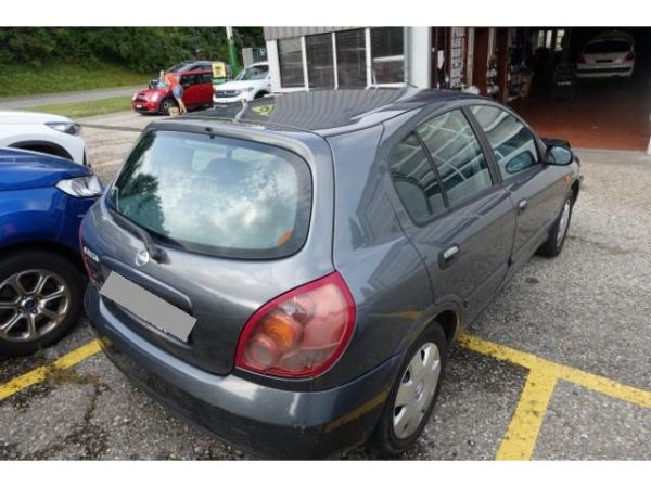 Nissan 1.8 acenta Almera [SC]