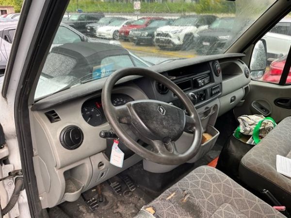 Renault 2.5 dCi 120 Master fourg. 3.3 t L1H1 [SC]