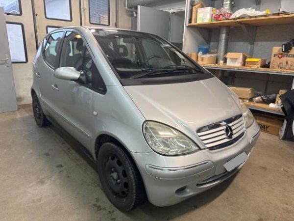 MercedesBenz A 160 Avantgarde AKlasse [SC]