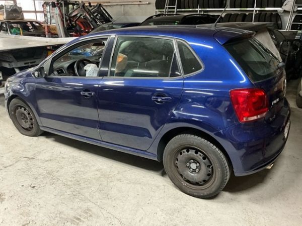 VW Confortline Polo V 6R106.20092014 [SC]